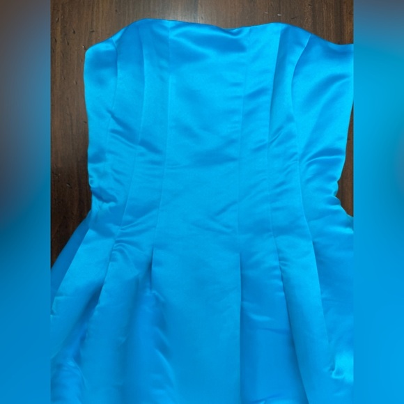 Trina Turk Nautilus Dress Size 6 Gulfstream Blue Wedding Formal Party Spring NWT - Picture 7 of 16